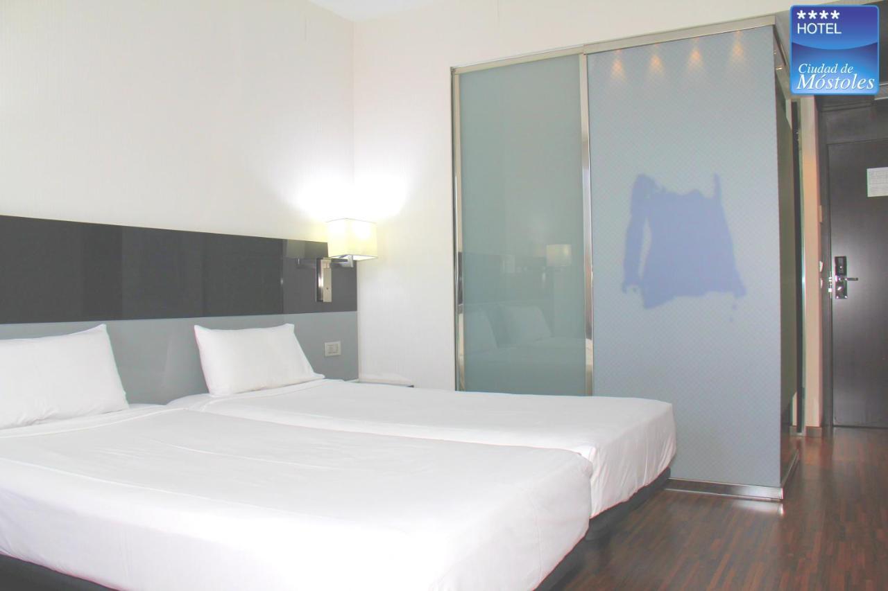 Hotel Ciudad De מוסטולס מראה חיצוני תמונה