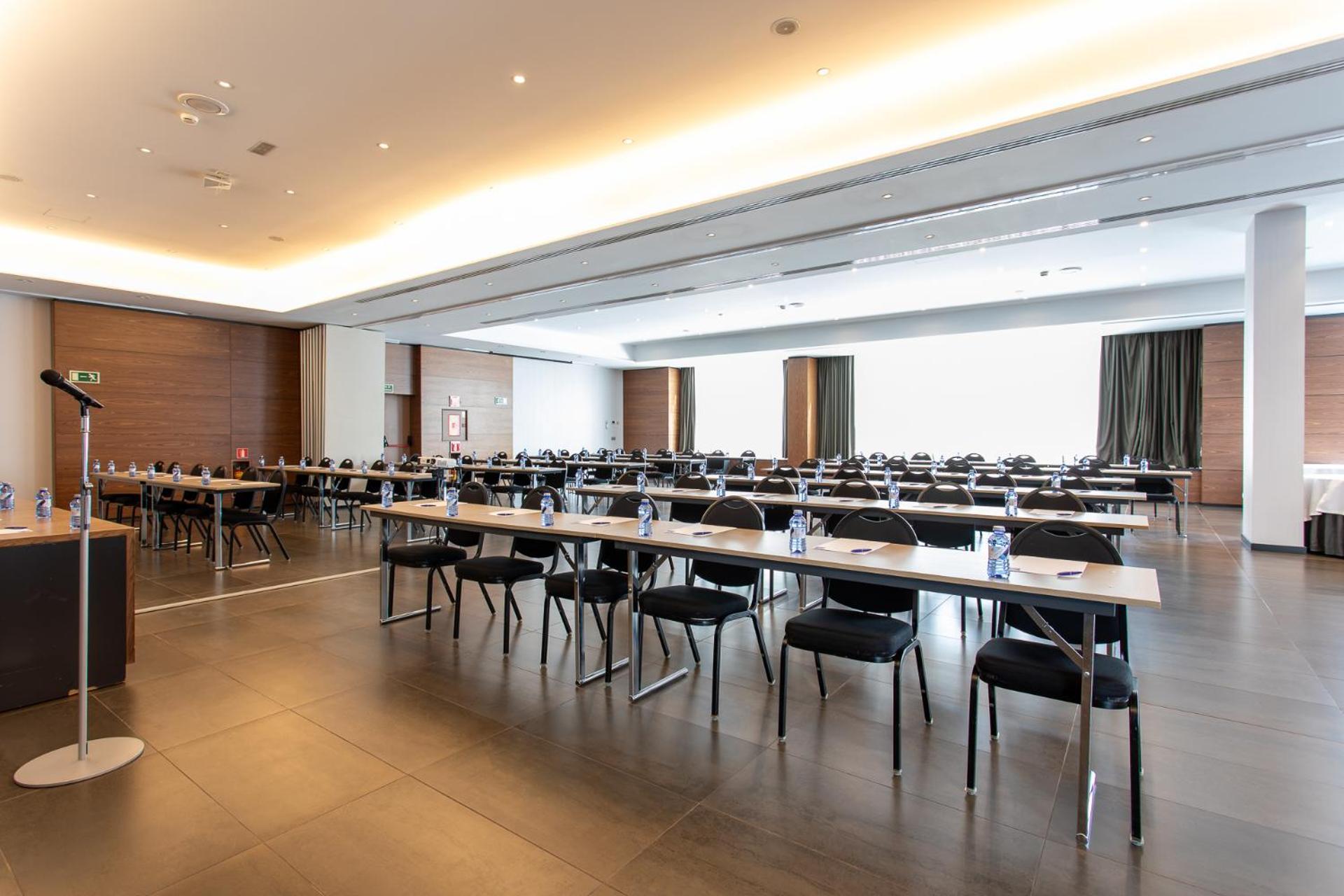 Hotel Ciudad De מוסטולס מראה חיצוני תמונה