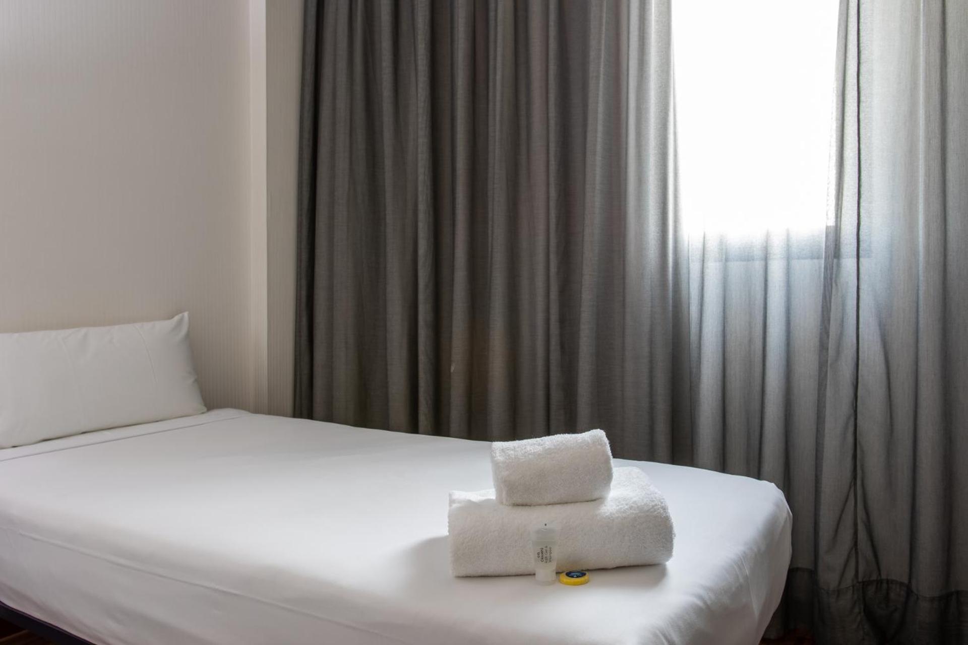 Hotel Ciudad De מוסטולס מראה חיצוני תמונה