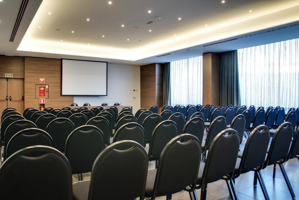 Hotel Ciudad De מוסטולס מראה חיצוני תמונה