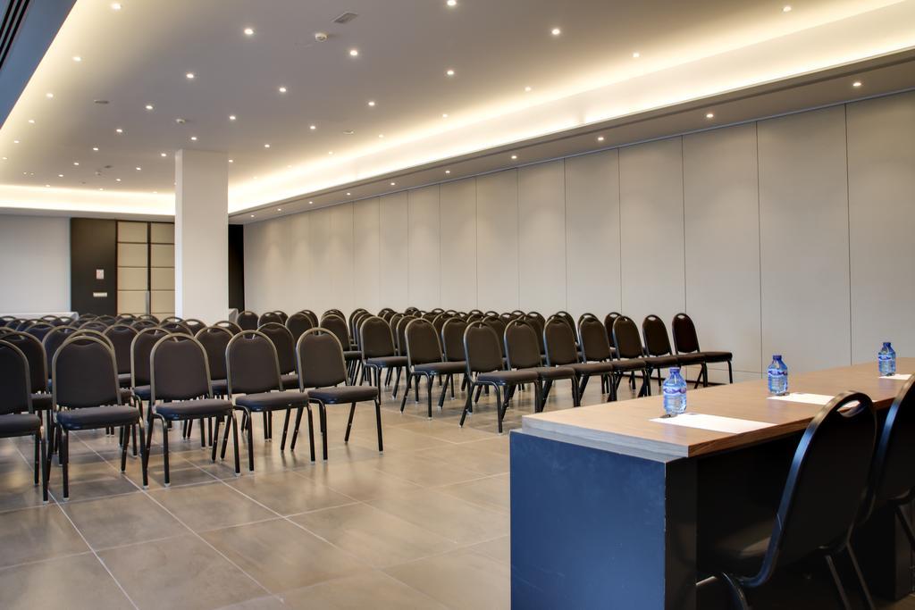 Hotel Ciudad De מוסטולס מראה חיצוני תמונה