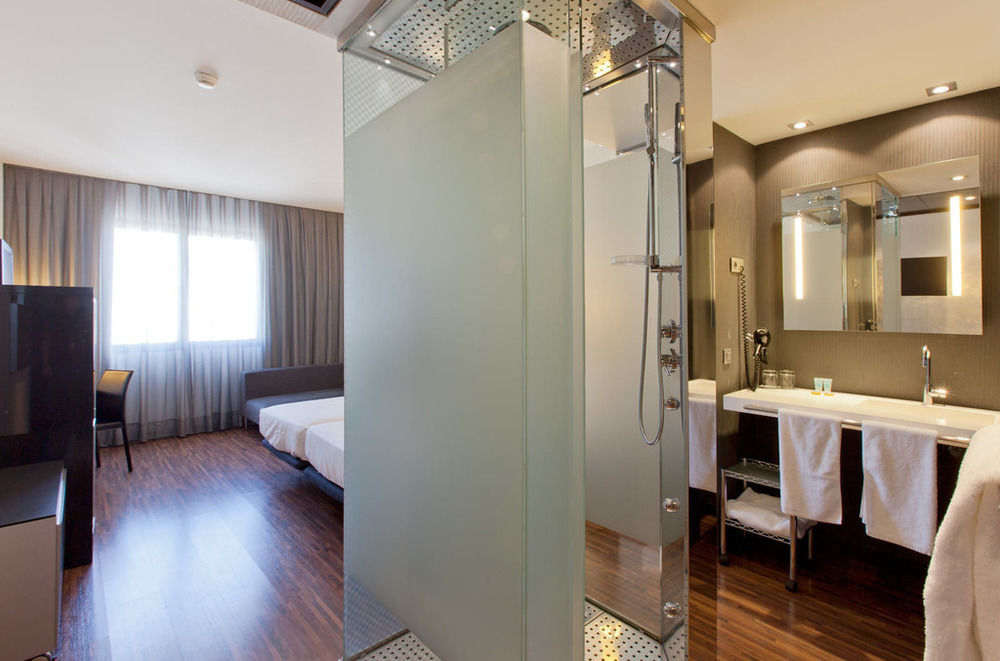 Hotel Ciudad De מוסטולס מראה חיצוני תמונה