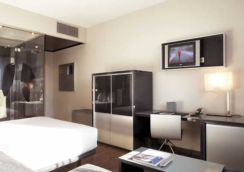 Hotel Ciudad De מוסטולס מראה חיצוני תמונה